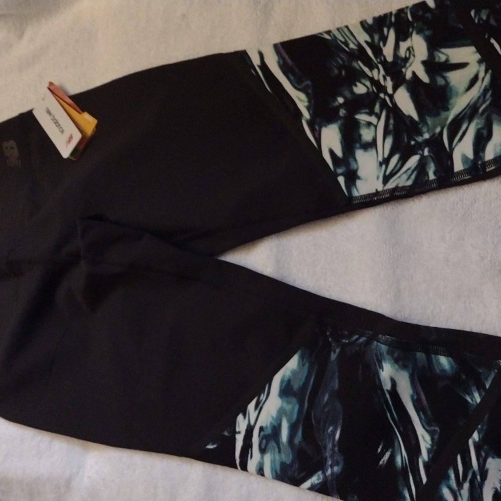 New Balance Tights - Picture 4 of 9
